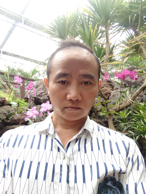 闲云盘鹤的第一张照片--渭南相亲服务中心