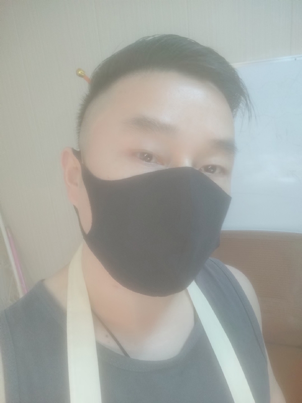 Poluk秦的第二张照片--渭南相亲服务中心