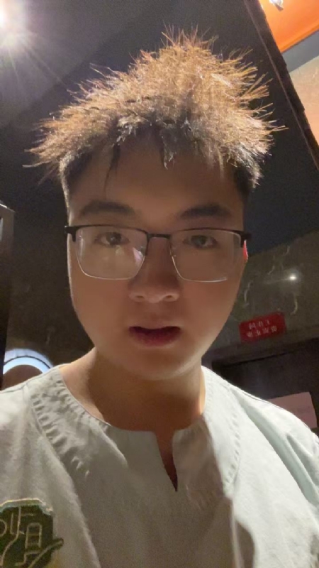 成熟稳重的男士的第一张照片--渭南相亲服务中心