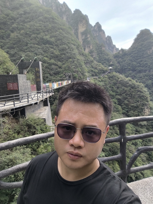 大海的第一张照片--渭南相亲服务中心