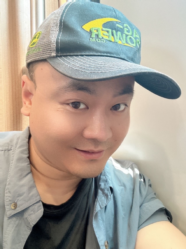 冰的第二张照片--渭南相亲服务中心