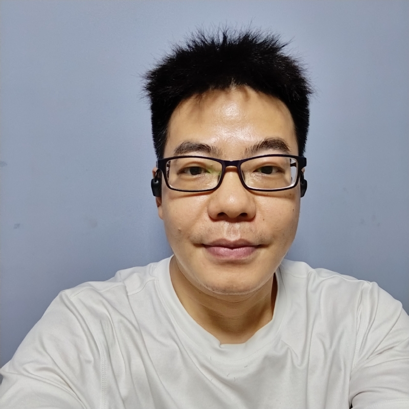 八月的星光的第一张照片--渭南相亲服务中心
