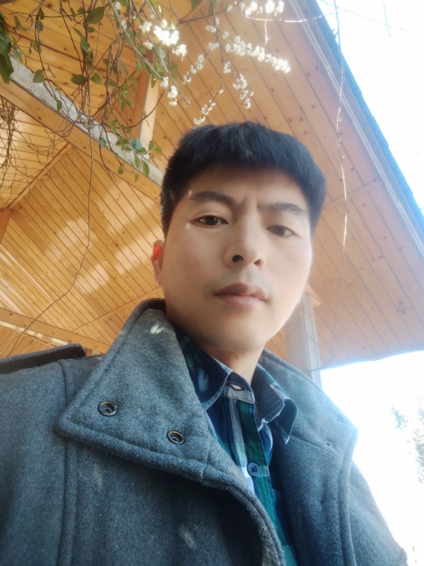 阿明的第一张照片--渭南相亲服务中心