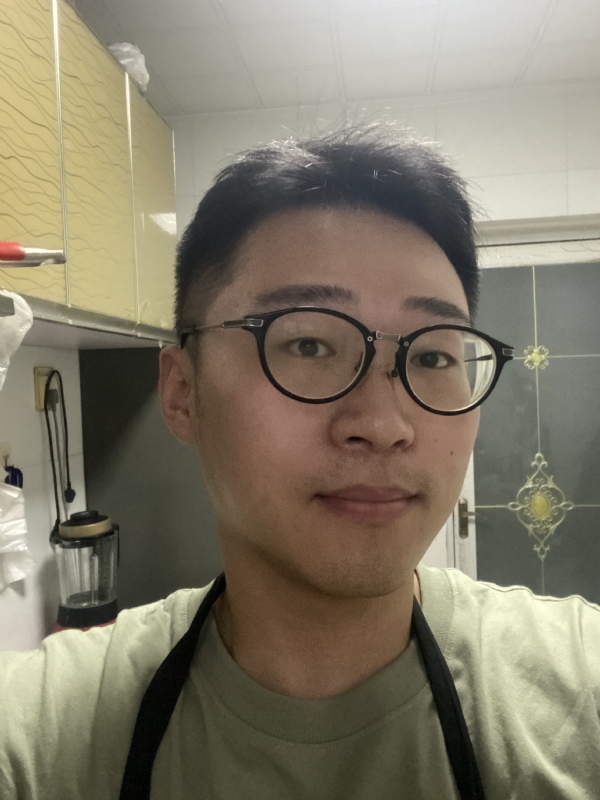何方妖孽的第一张照片--渭南相亲服务中心