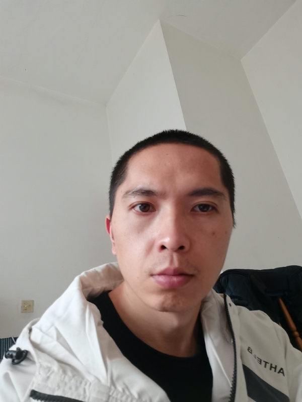 至诚的第一张照片--渭南相亲服务中心