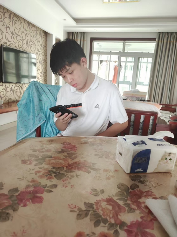铁在烧的第一张照片--渭南相亲服务中心