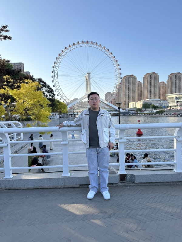 沐沐的第一张照片--渭南相亲服务中心