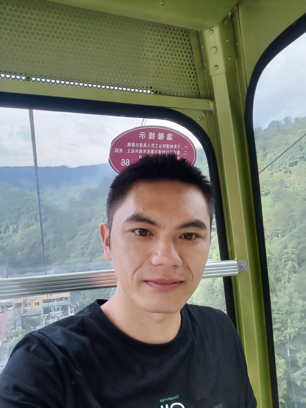 小鱼的第一张照片--渭南相亲服务中心