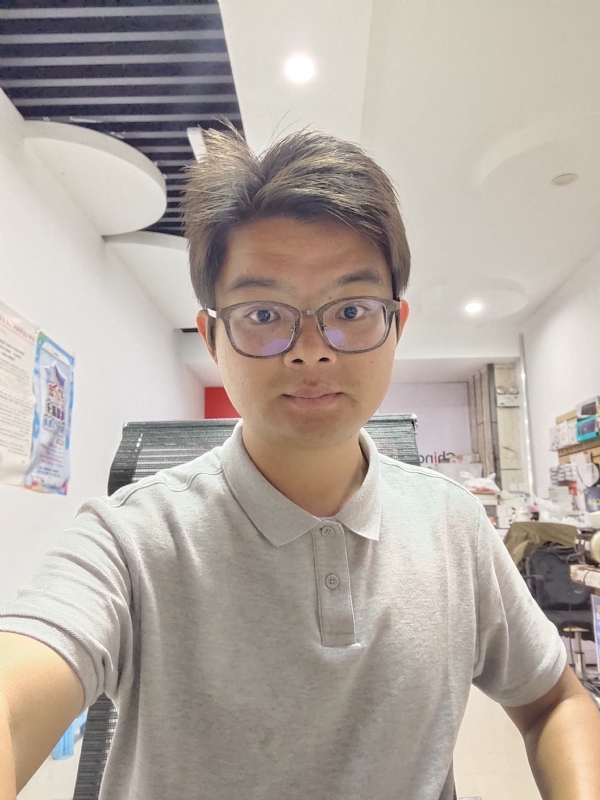 华兴通讯的第一张照片--渭南相亲服务中心