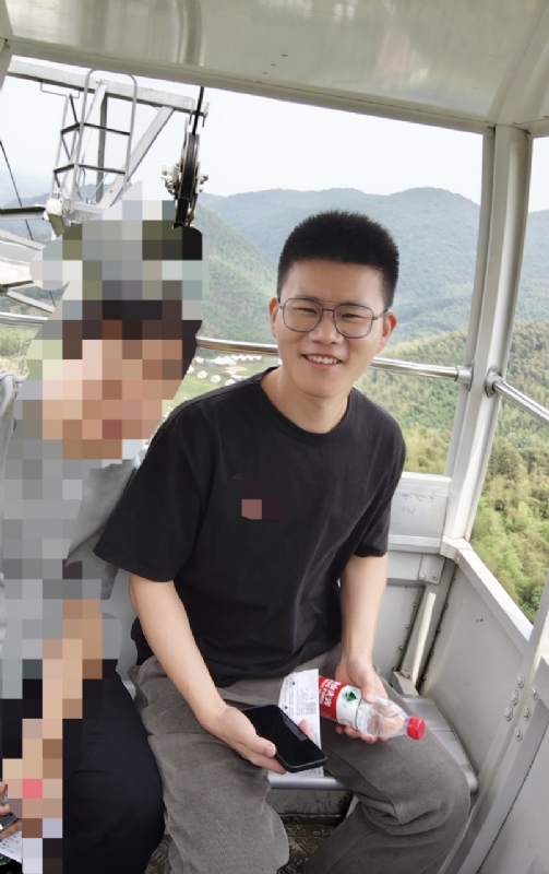 奔奔笨笨的第二张照片--渭南相亲服务中心