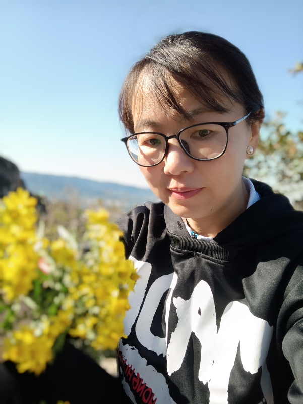 丽丽的第一张照片--渭南相亲服务中心