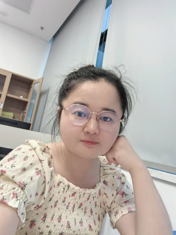 盼盼的第一张照片--渭南相亲服务中心