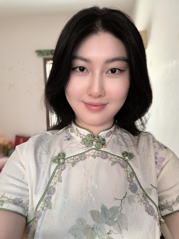 梅莱的第一张照片--渭南相亲服务中心