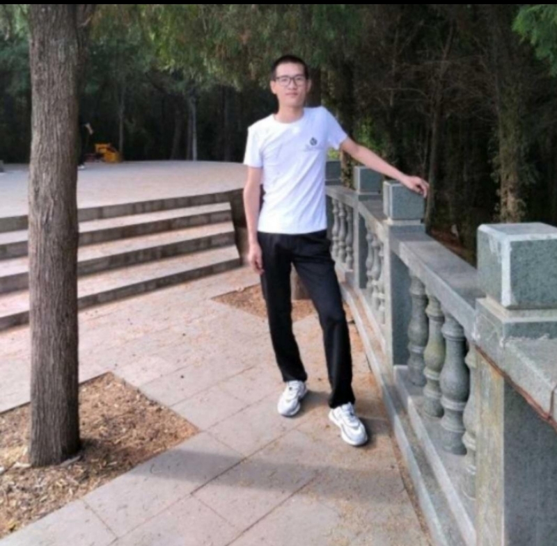 随缘的第三张照片--渭南相亲服务中心