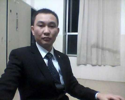 诚恳的大叔的第一张照片--渭南相亲服务中心
