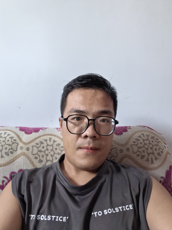 卫TF的第四张照片--渭南相亲服务中心
