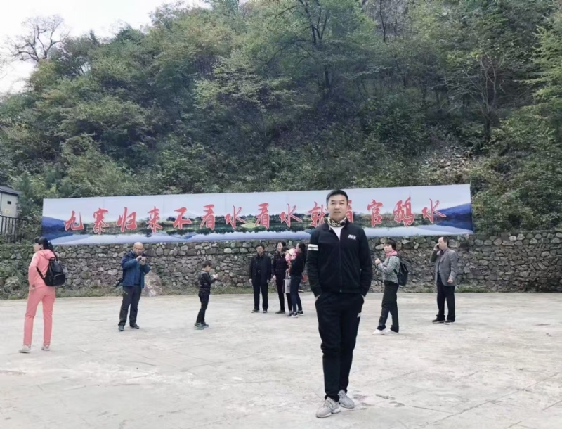牵手的第一张照片--渭南相亲服务中心