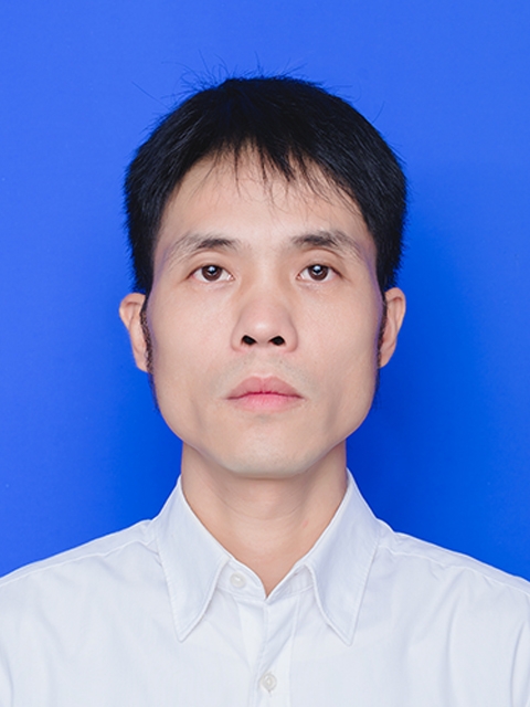 魅力中年的第一张照片--渭南相亲服务中心