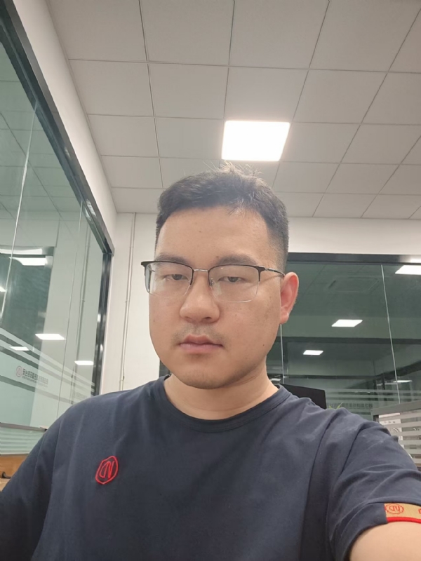 雨落浅响的第一张照片--渭南相亲服务中心