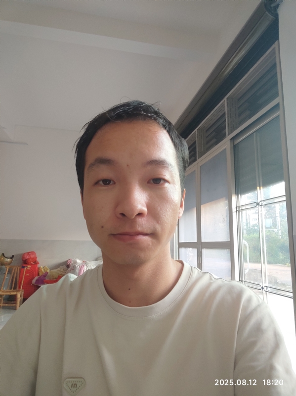杨培鑫的第一张照片--渭南相亲服务中心