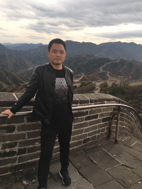 海阔天空的第一张照片--渭南相亲服务中心
