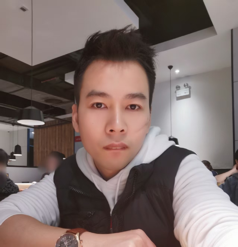 思明的第一张照片--渭南相亲服务中心