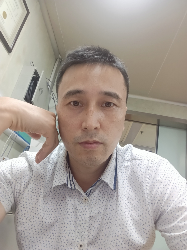 笑看一切的第三张照片--渭南相亲服务中心