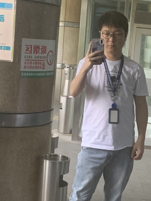 潜伏的第一张照片--渭南相亲服务中心
