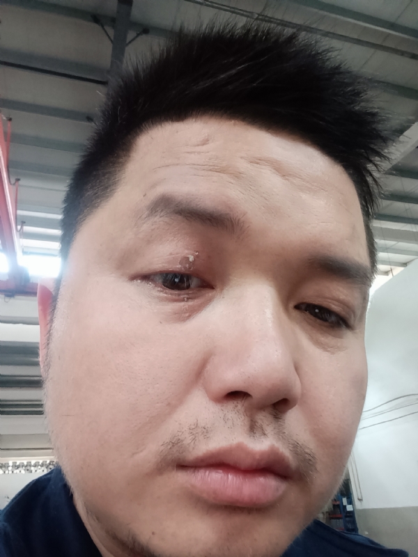 彬彬的第一张照片--渭南相亲服务中心