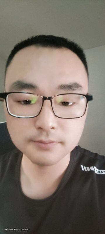 潮湿的心的第二张照片--渭南相亲服务中心
