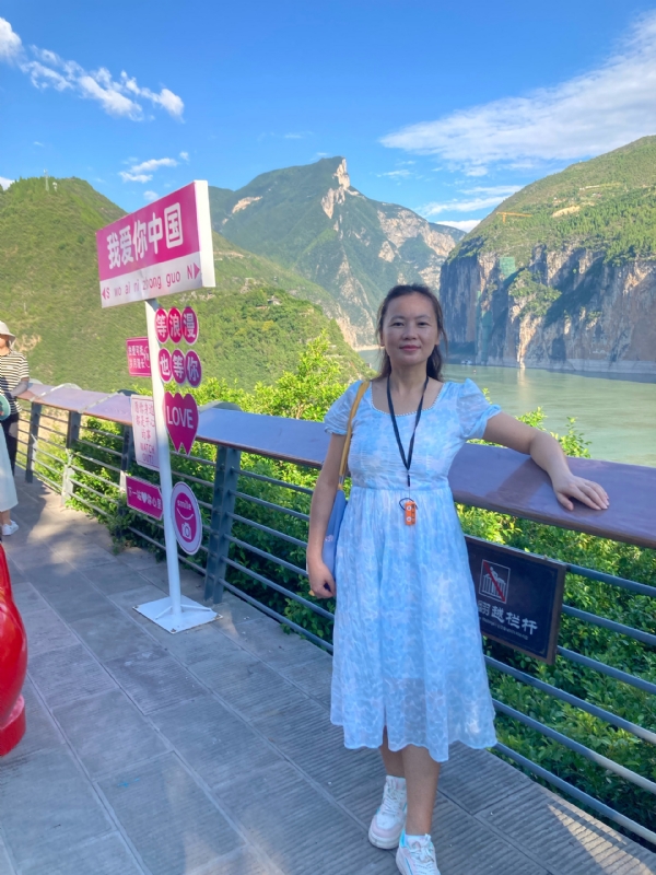 君81的第三张照片--渭南相亲服务中心