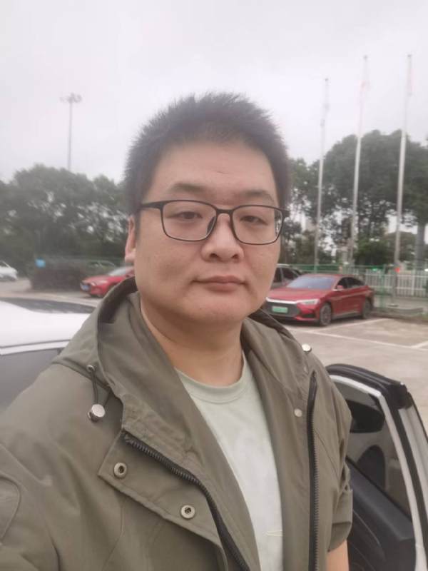 Russell的第一张照片--渭南相亲服务中心