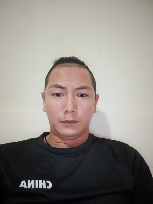 无不良嗜好的第二张照片--渭南相亲服务中心