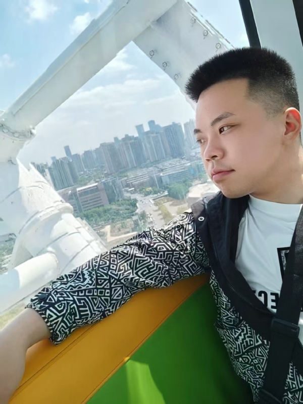 唐山相亲的第二张照片--渭南相亲服务中心