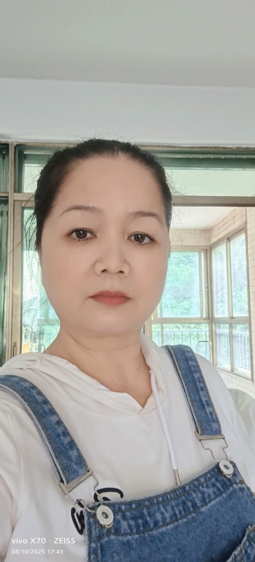 小巧玲珑的第一张照片--渭南相亲服务中心