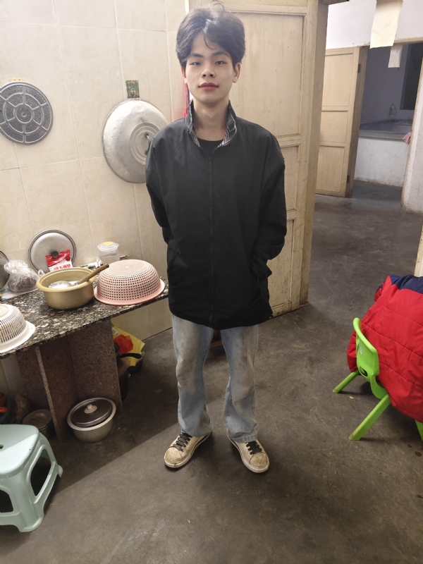 铭泽的第一张照片--渭南相亲服务中心