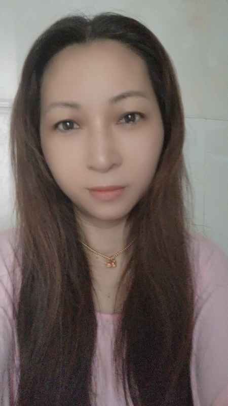 依依的第一张照片--渭南相亲服务中心