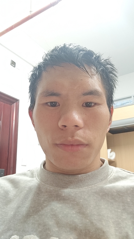 阳光的第一张照片--渭南相亲服务中心