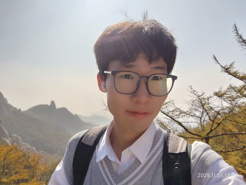 静檀的第三张照片--渭南相亲服务中心