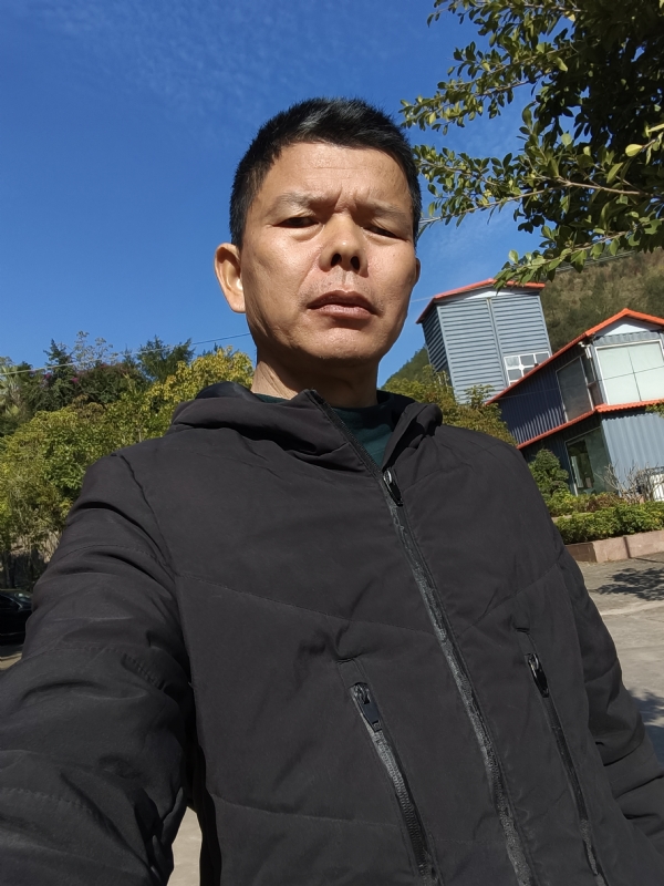 子午卯酉的第一张照片--渭南相亲服务中心