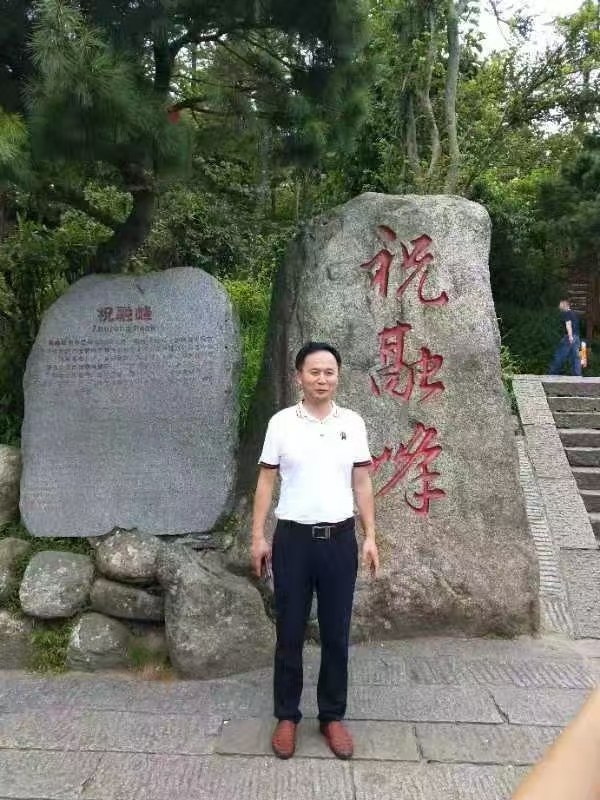 真诚的第三张照片--渭南相亲服务中心