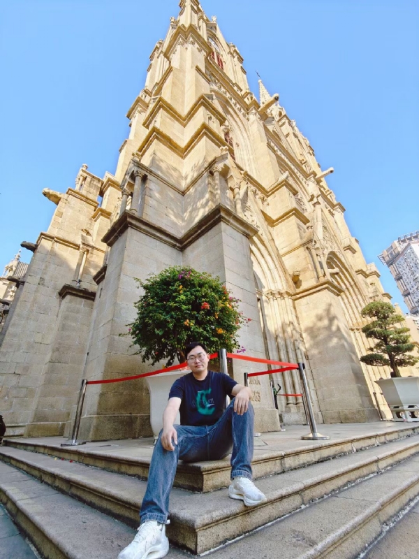 Marco的第三张照片--渭南相亲服务中心