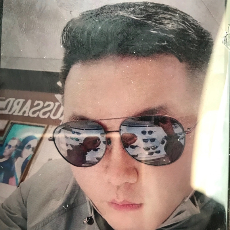 至尊宝的第一张照片--渭南相亲服务中心