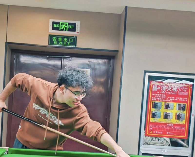 小鬼的第一张照片--渭南相亲服务中心