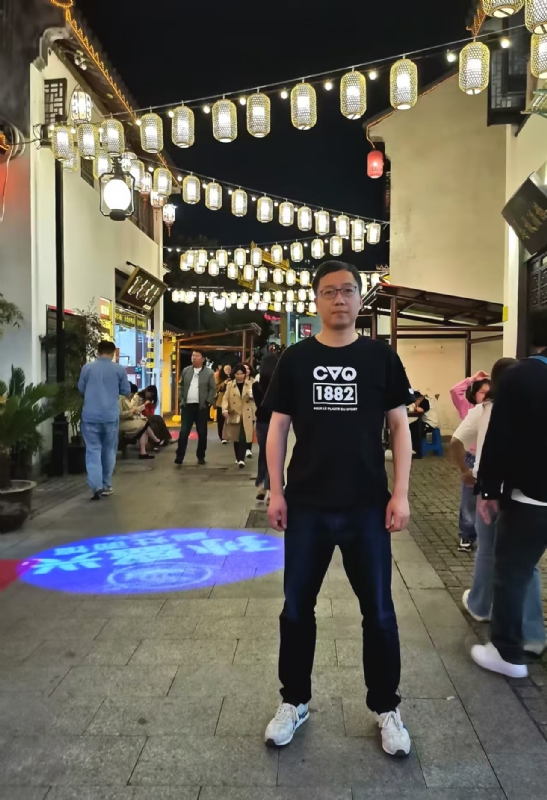 张楚岚的第一张照片--渭南相亲服务中心