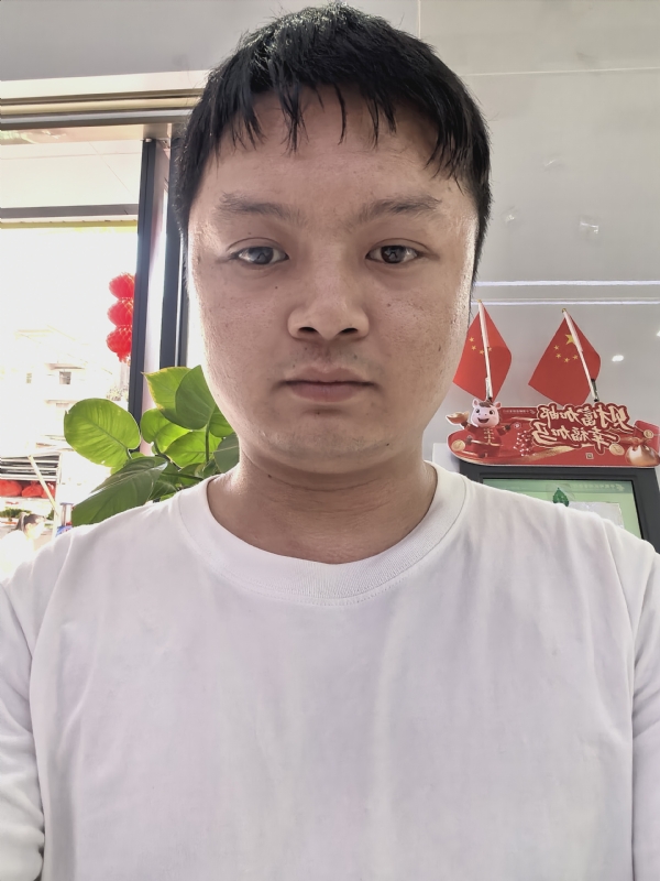 孤单的人生的第一张照片--渭南相亲服务中心