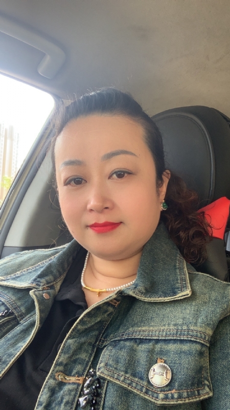 云中的蝶的第一张照片--渭南相亲服务中心